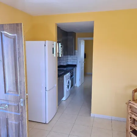 Oasis Royal F320 Apartman *