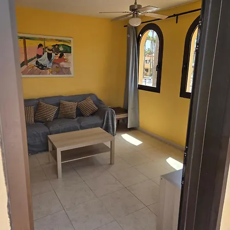 Appartement Oasis Royal F320 *